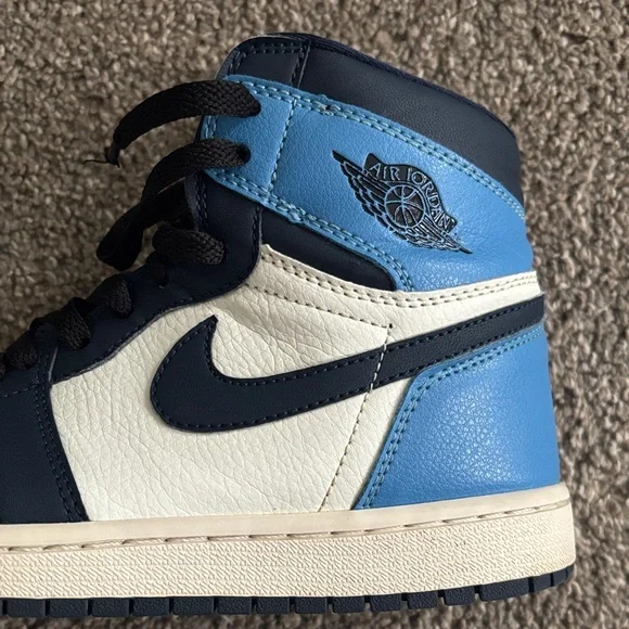 Air Jordan 1 Retro High OG ‘Obsidian University Blue’ - Picture 2 of 7